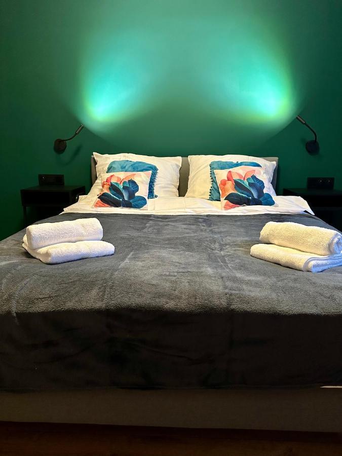 Jazz Apartament Czestochowa Centrum 2-Bedroom 외부 사진